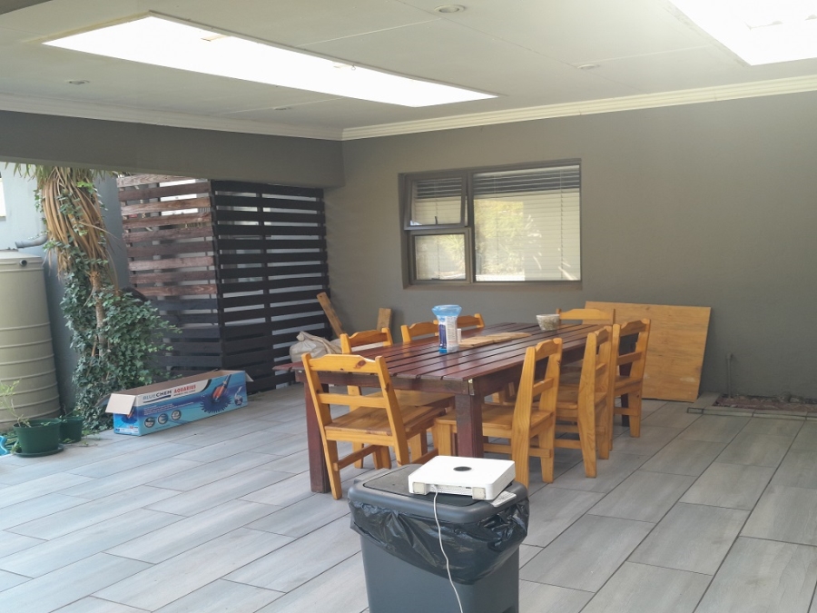 4 Bedroom Property for Sale in Brackendowns Gauteng