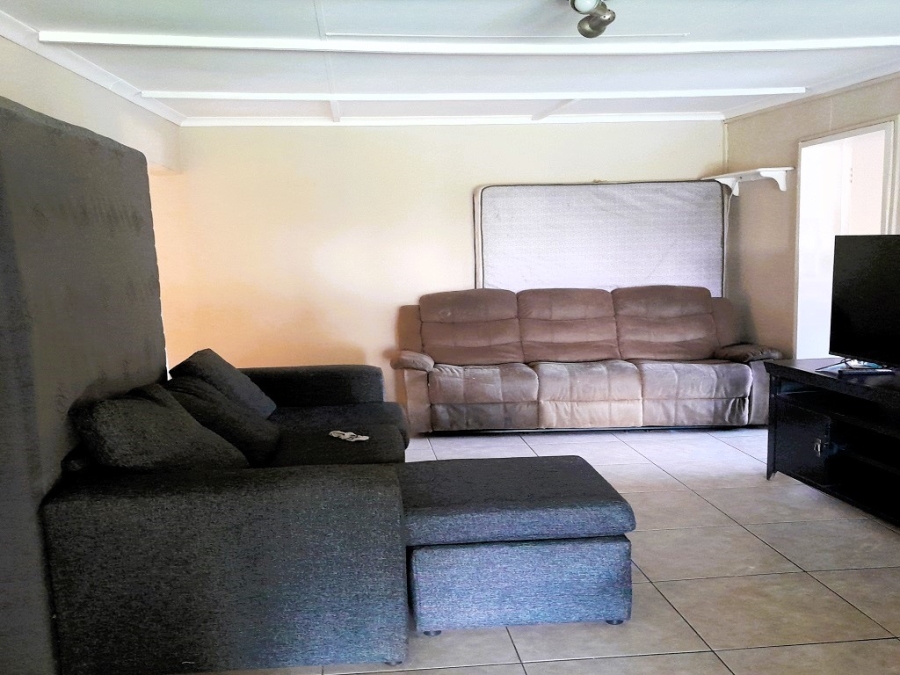 4 Bedroom Property for Sale in Brackendowns Gauteng