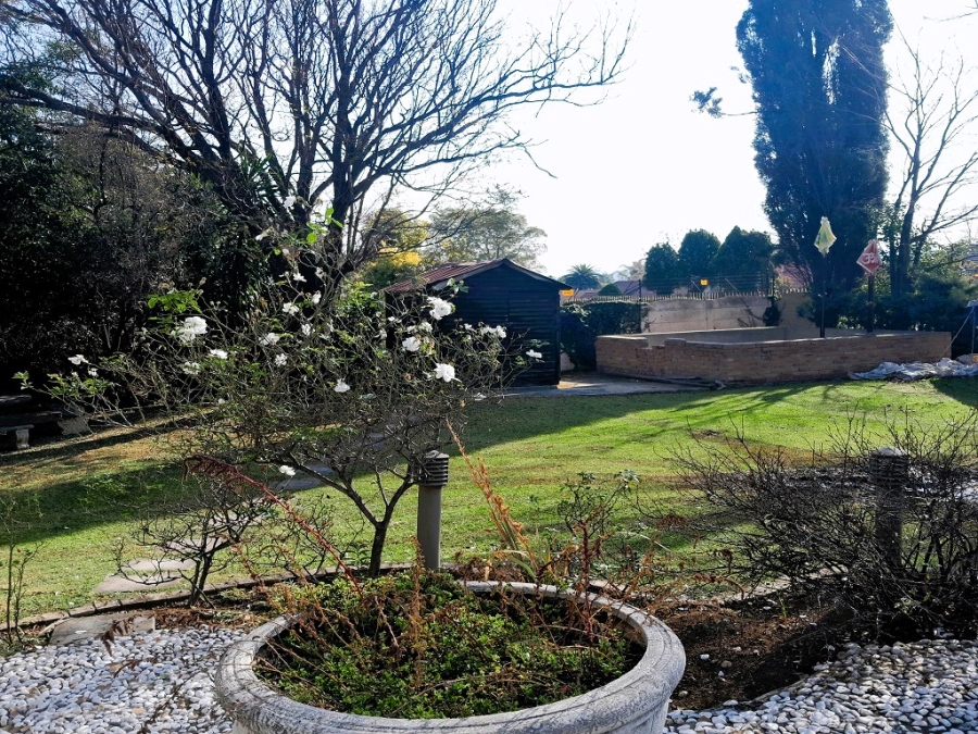 4 Bedroom Property for Sale in Brackendowns Gauteng