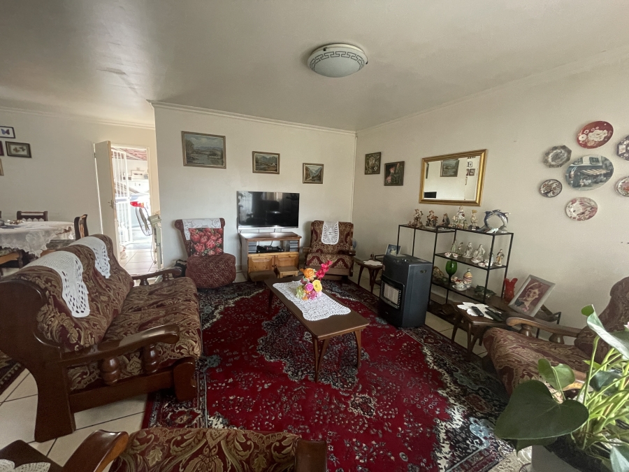 3 Bedroom Property for Sale in Parkhill Gardens Gauteng