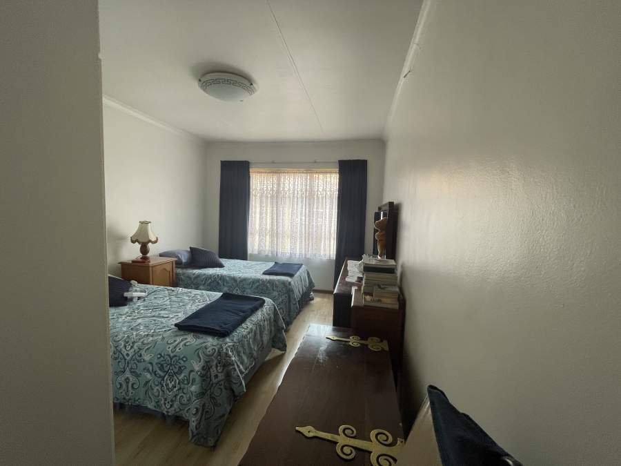 3 Bedroom Property for Sale in Parkhill Gardens Gauteng