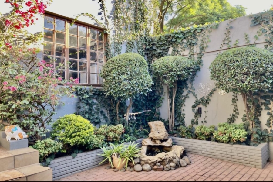 4 Bedroom Property for Sale in Kensington Gauteng