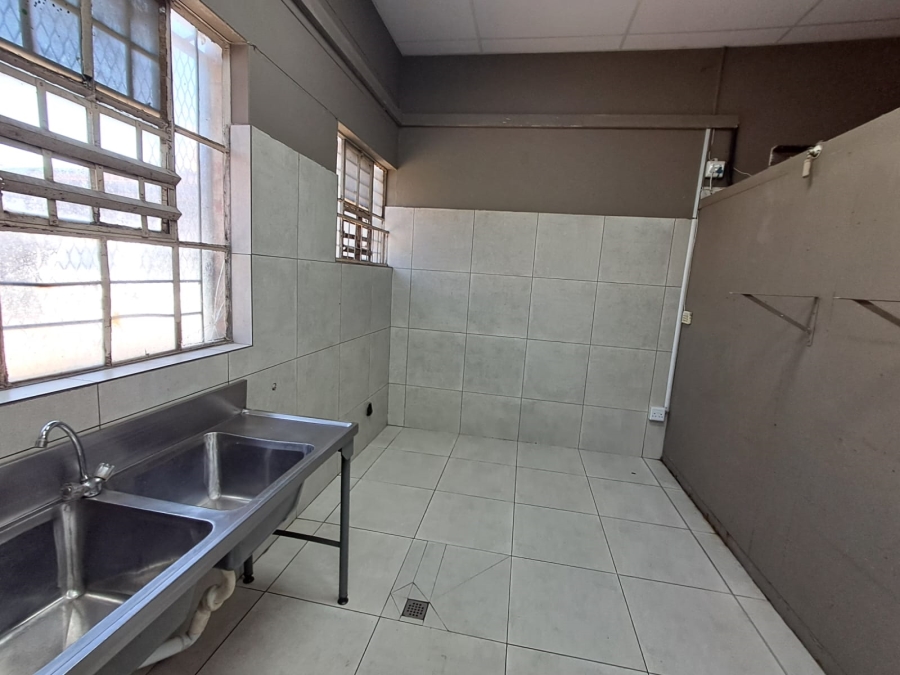 To Let Commercial Property for Rent in Vereeniging Gauteng