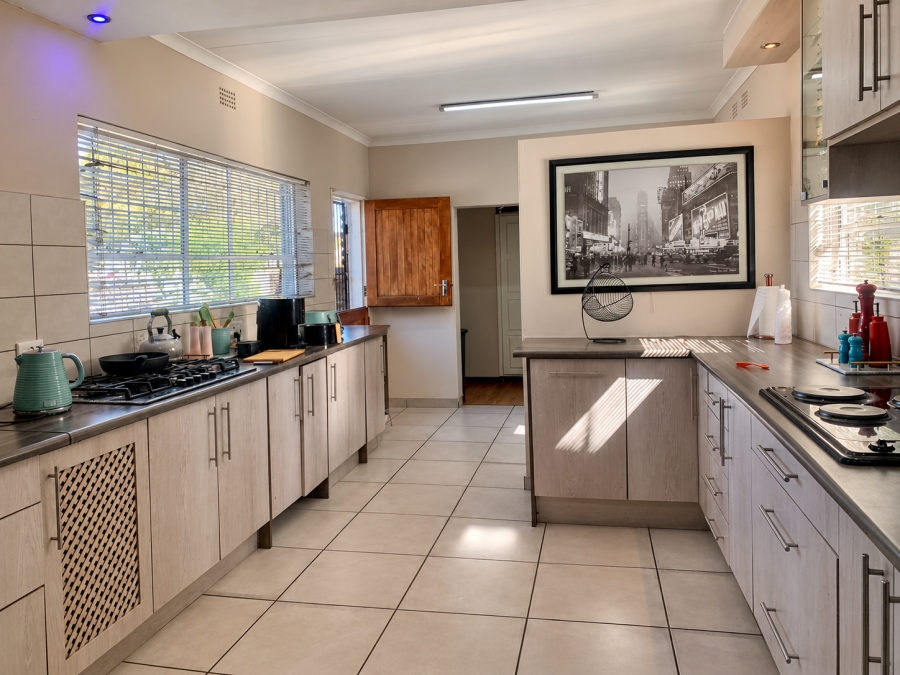 4 Bedroom Property for Sale in Vanderbijlpark SE 2 Gauteng