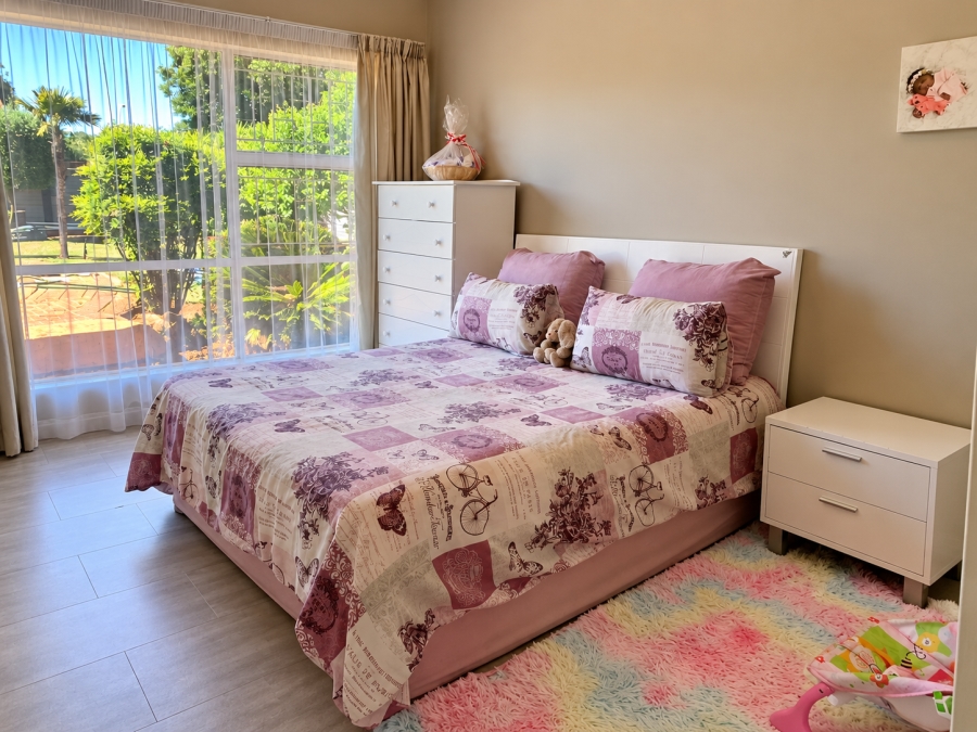 4 Bedroom Property for Sale in Vanderbijlpark SE 2 Gauteng