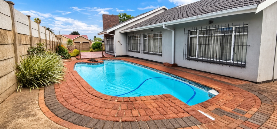 3 Bedroom Property for Sale in Vanderbijlpark CE Gauteng