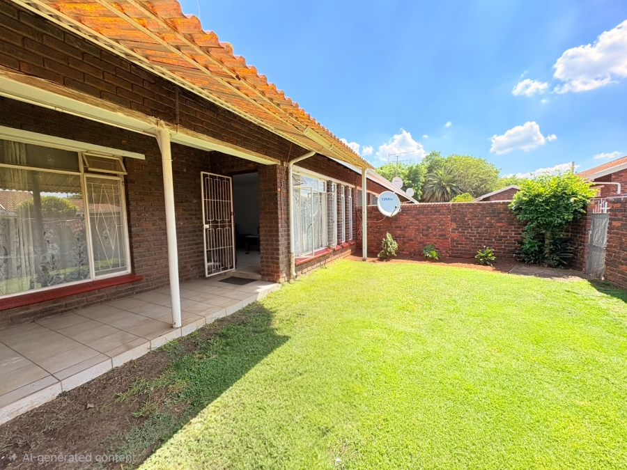 To Let 2 Bedroom Property for Rent in Duncanville Gauteng