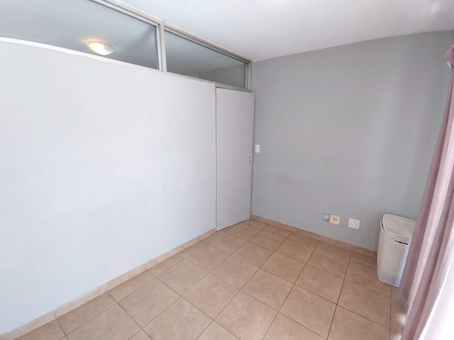 2 Bedroom Property for Sale in Montana Gauteng
