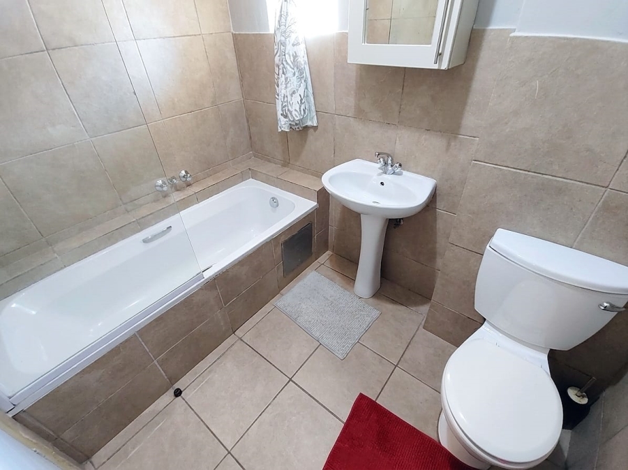 2 Bedroom Property for Sale in Montana Gauteng