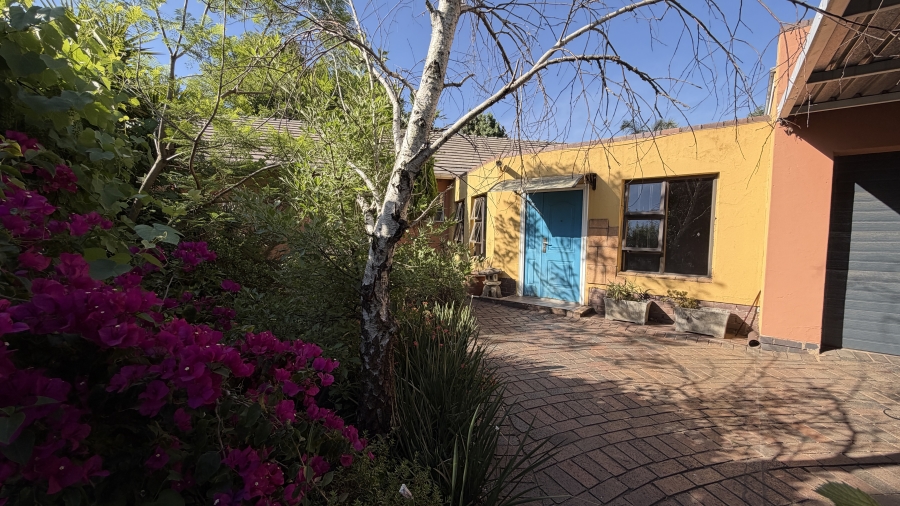 4 Bedroom Property for Sale in Farrarmere Gauteng