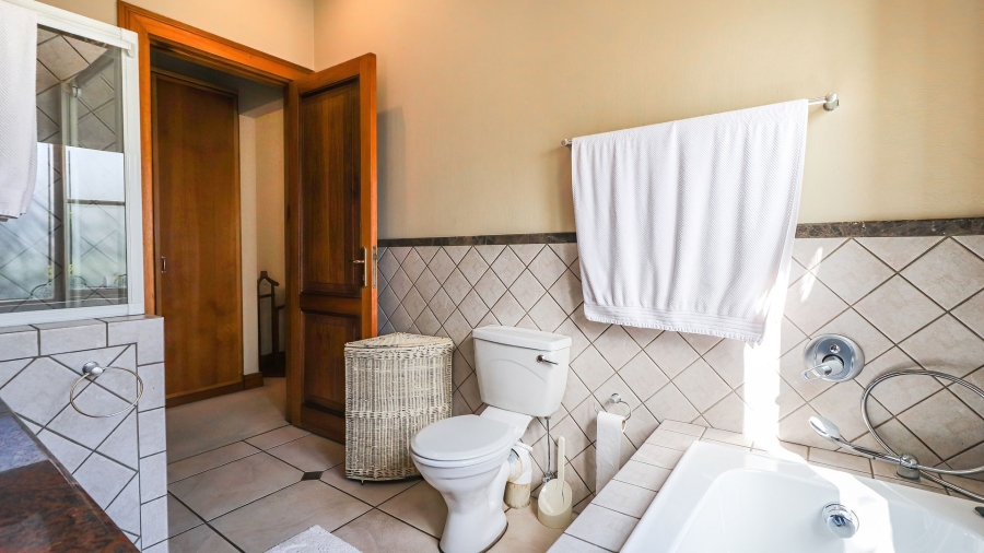 4 Bedroom Property for Sale in Dainfern Gauteng