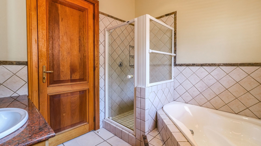 4 Bedroom Property for Sale in Dainfern Gauteng