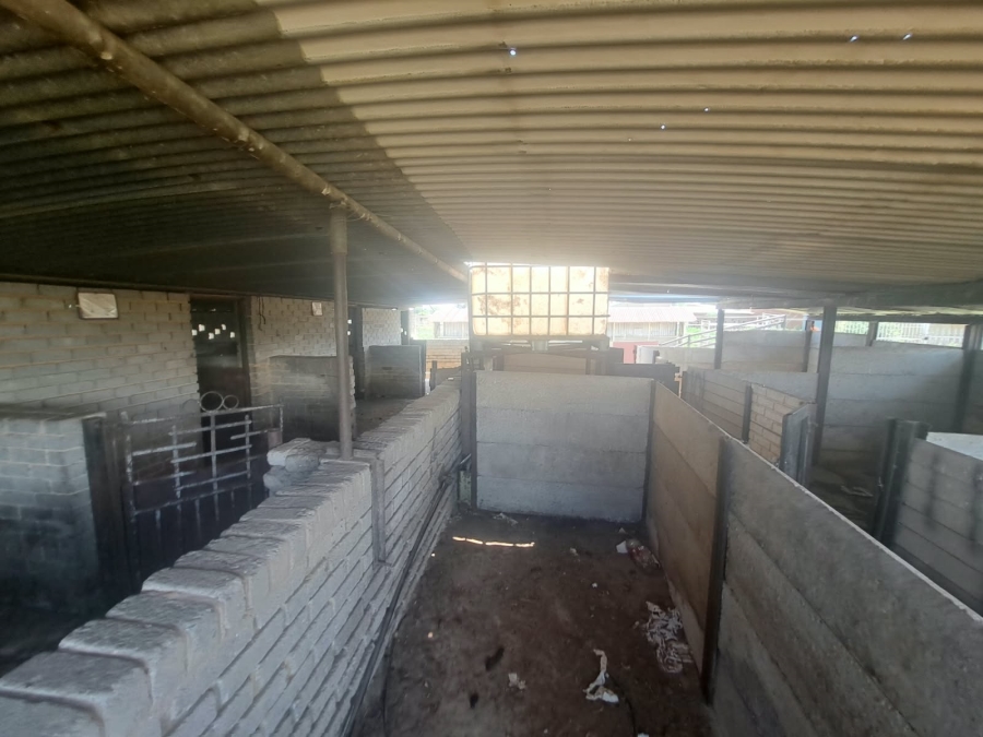 4 Bedroom Property for Sale in Mullerstuine Gauteng