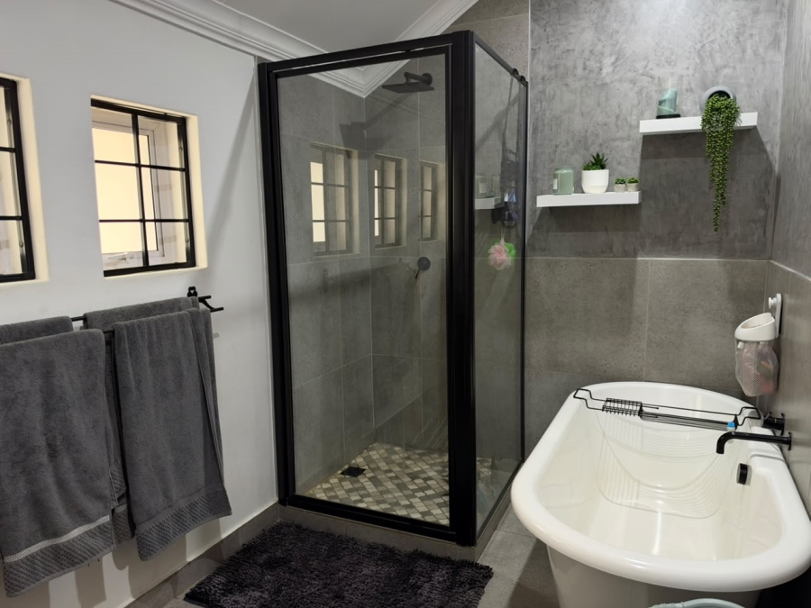 5 Bedroom Property for Sale in Vanderbijlpark SW 5 Gauteng