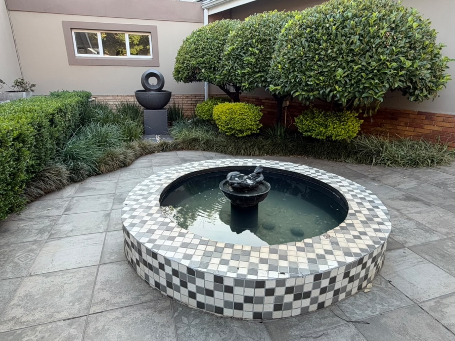 5 Bedroom Property for Sale in Vanderbijlpark SW 5 Gauteng