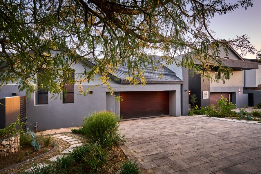 5 Bedroom Property for Sale in Waterfall Country Estate Gauteng