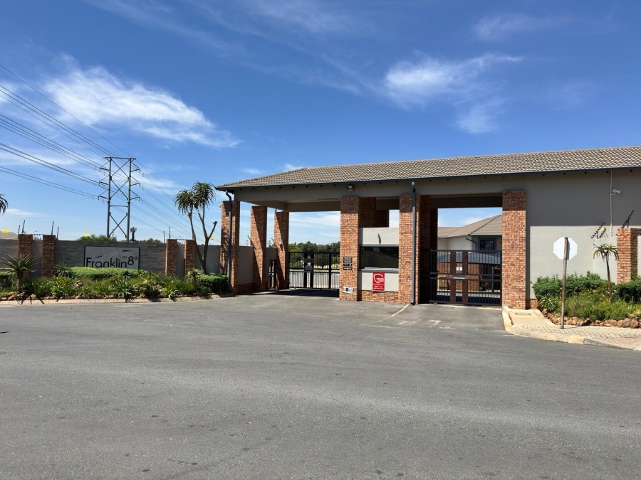 2 Bedroom Property for Sale in Noordwyk Gauteng