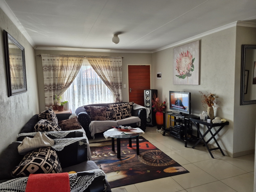 4 Bedroom Property for Sale in Alliance Gauteng