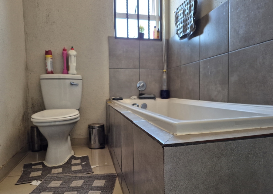 4 Bedroom Property for Sale in Alliance Gauteng