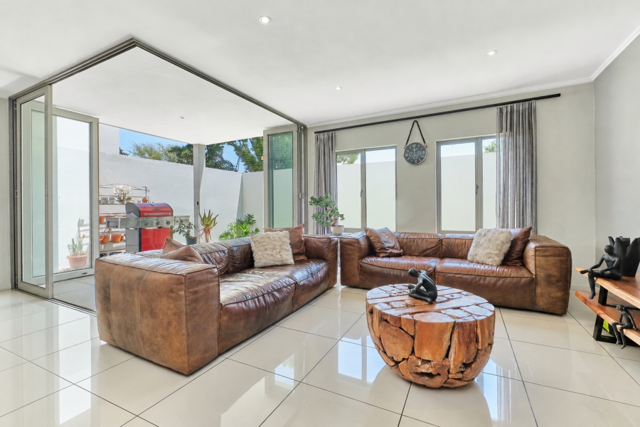 3 Bedroom Property for Sale in Bryanston Gauteng