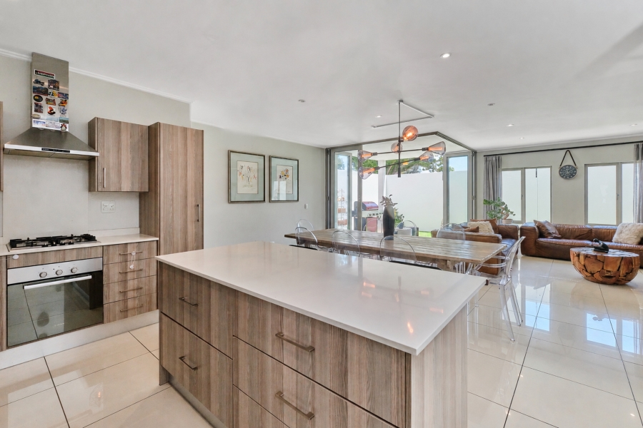 3 Bedroom Property for Sale in Bryanston Gauteng