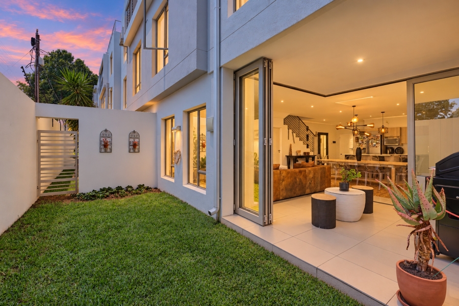 3 Bedroom Property for Sale in Bryanston Gauteng