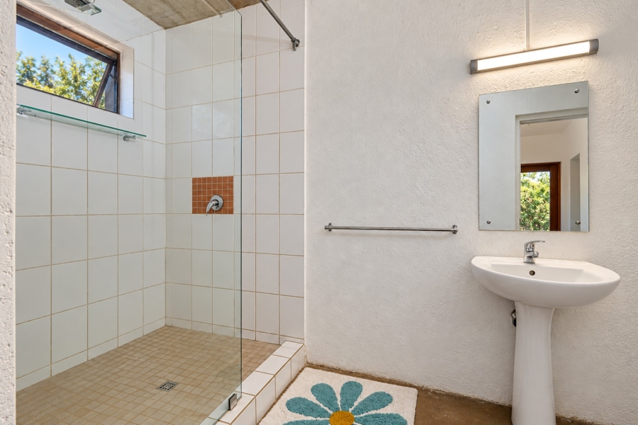 8 Bedroom Property for Sale in Westcliff Gauteng