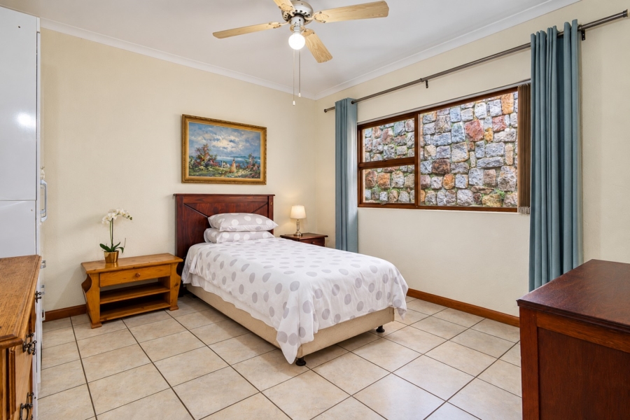 8 Bedroom Property for Sale in Westcliff Gauteng