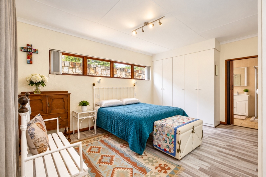 8 Bedroom Property for Sale in Westcliff Gauteng