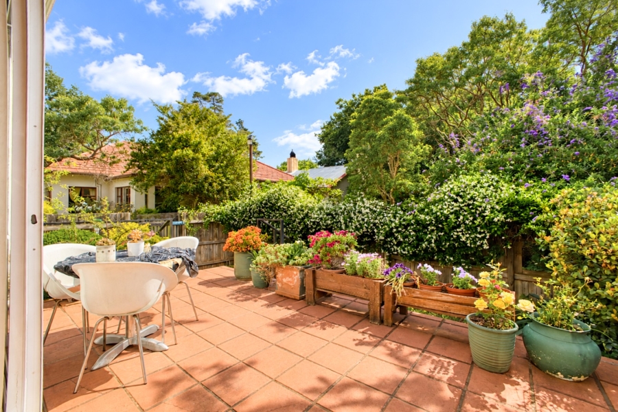 8 Bedroom Property for Sale in Westcliff Gauteng
