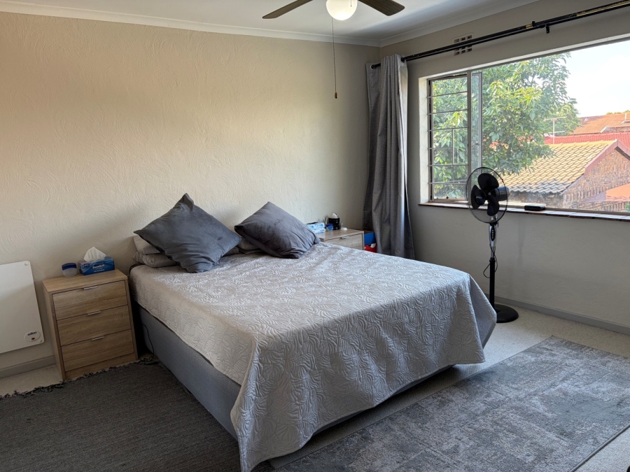 To Let 3 Bedroom Property for Rent in Fairland Gauteng