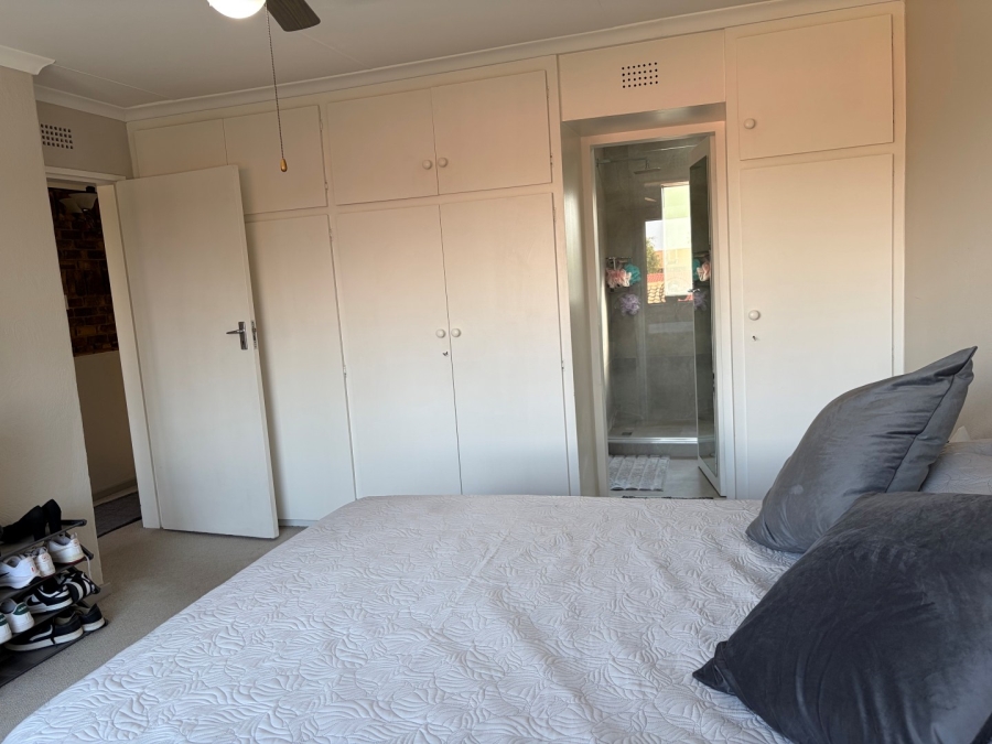 To Let 3 Bedroom Property for Rent in Fairland Gauteng