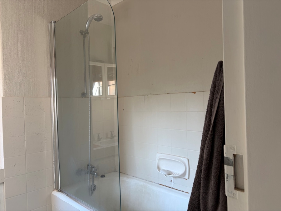 To Let 3 Bedroom Property for Rent in Fairland Gauteng