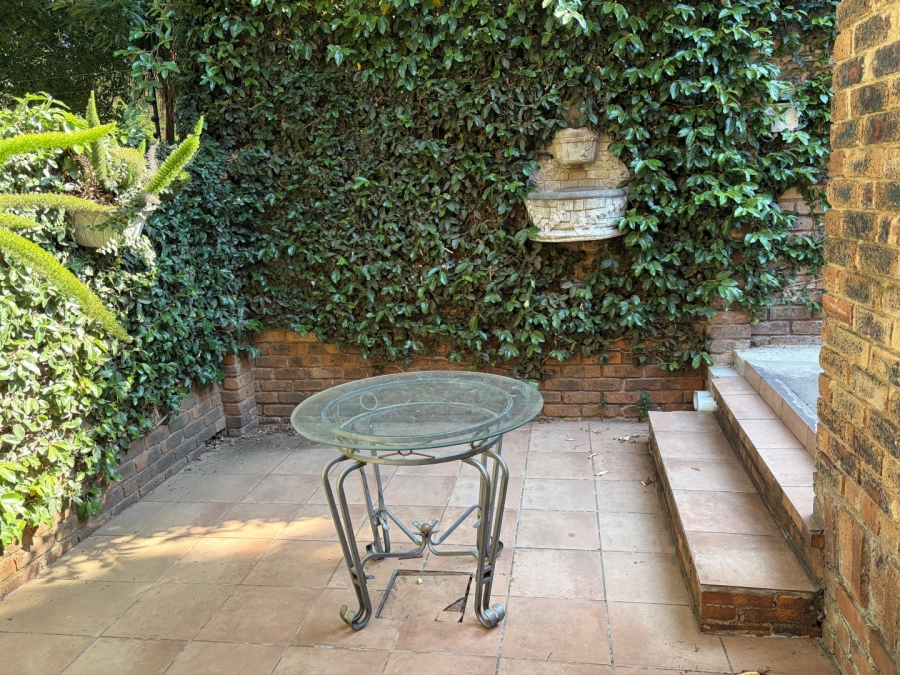To Let 3 Bedroom Property for Rent in Fairland Gauteng