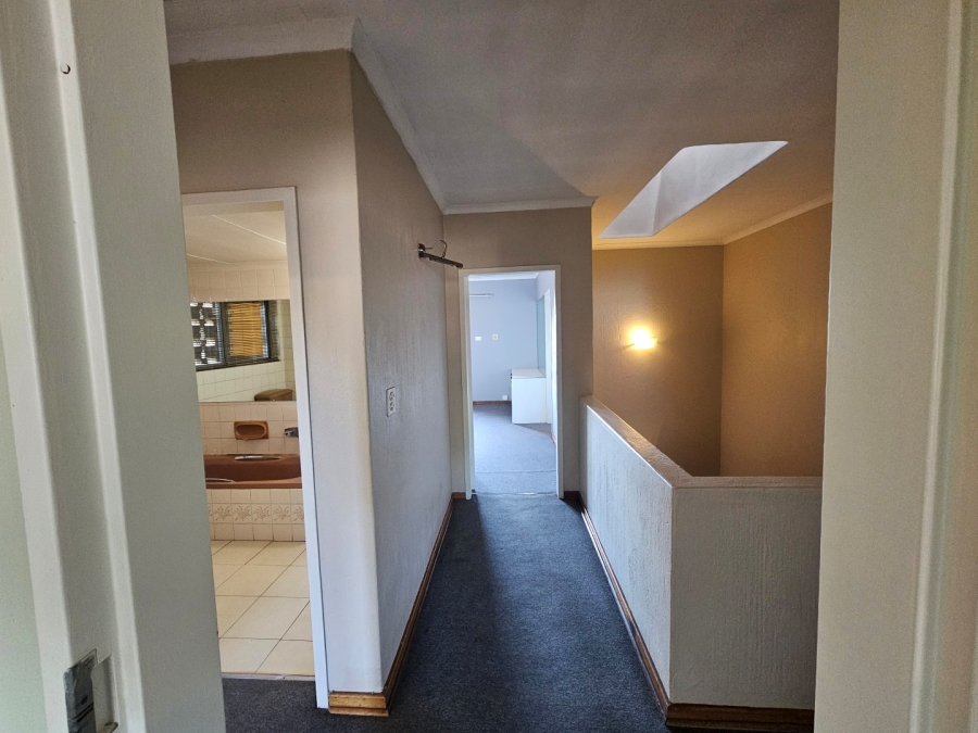 To Let 3 Bedroom Property for Rent in Bramley Gauteng