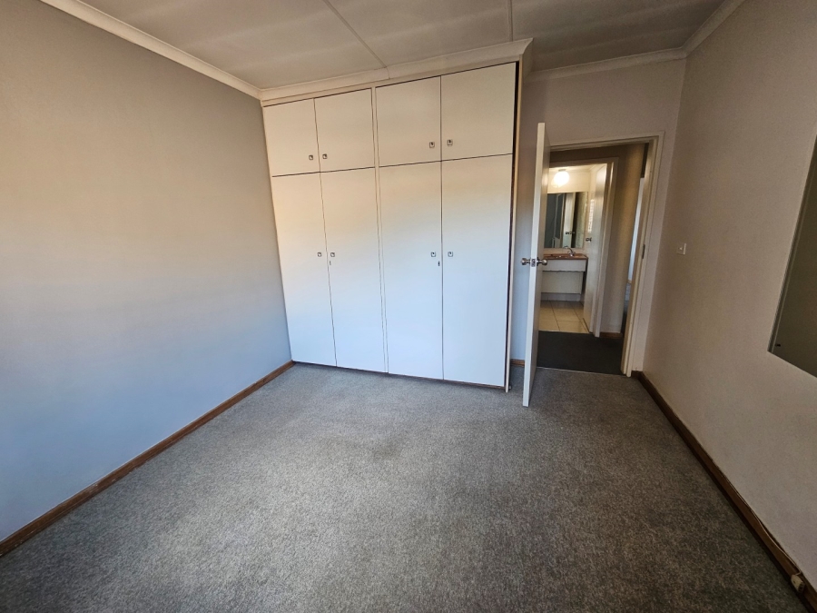 To Let 3 Bedroom Property for Rent in Bramley Gauteng