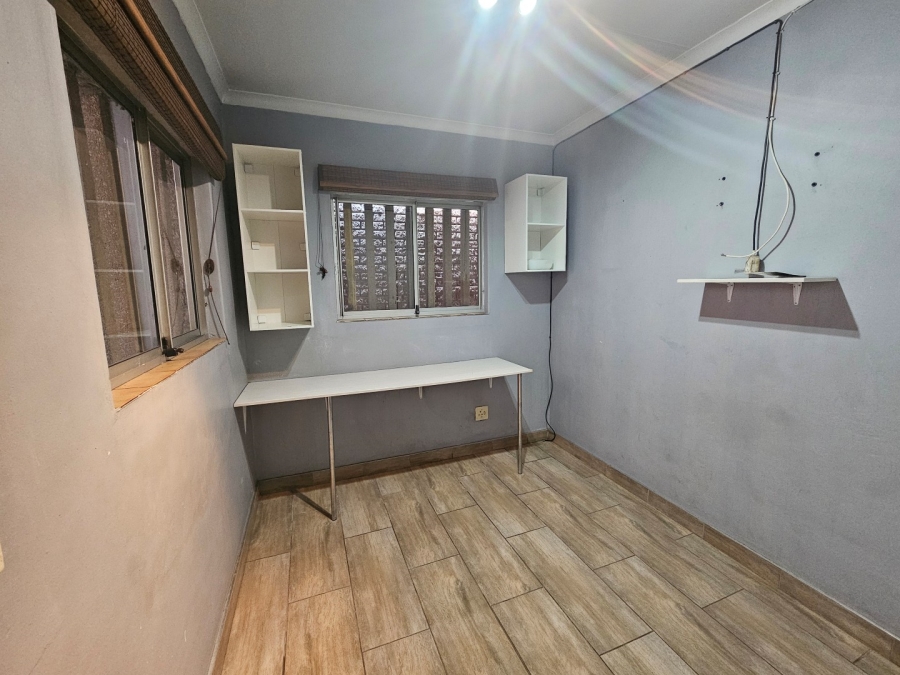 To Let 3 Bedroom Property for Rent in Bramley Gauteng