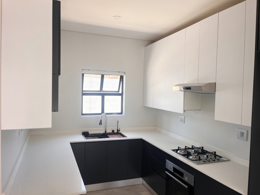 To Let 2 Bedroom Property for Rent in Oaklands Gauteng