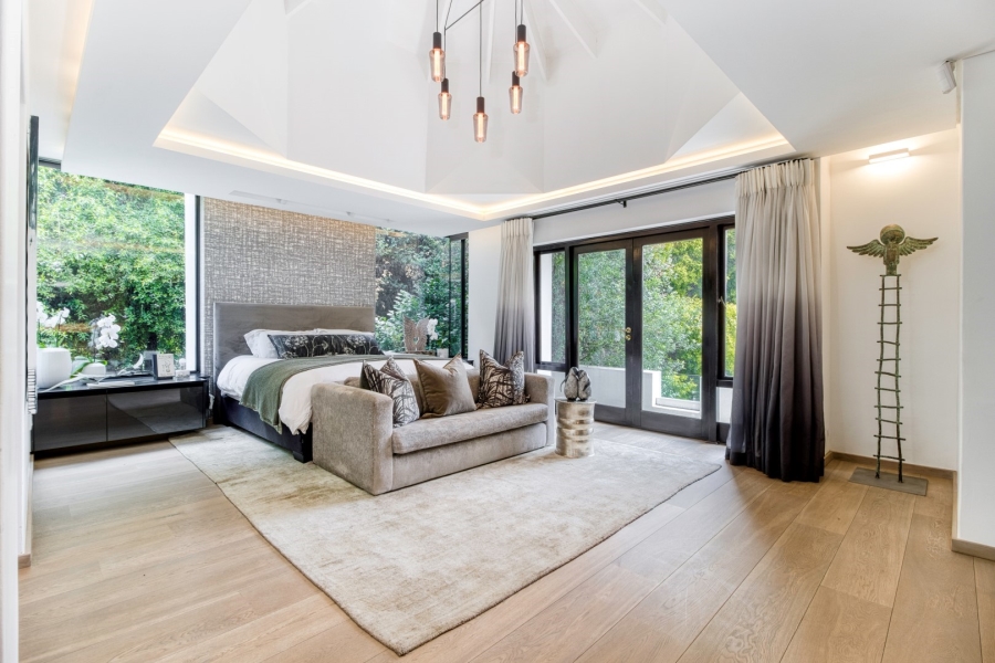 To Let 4 Bedroom Property for Rent in Houghton Estate Gauteng