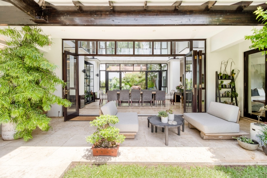 To Let 4 Bedroom Property for Rent in Houghton Estate Gauteng