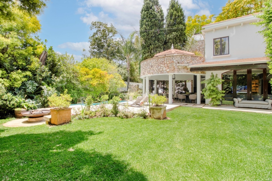 To Let 4 Bedroom Property for Rent in Houghton Estate Gauteng