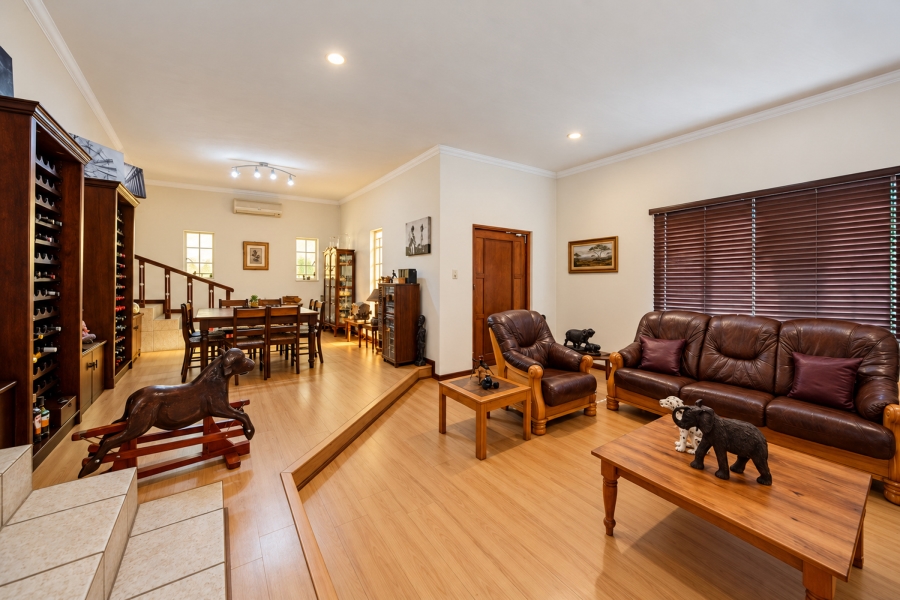 4 Bedroom Property for Sale in Pretorius Park Gauteng