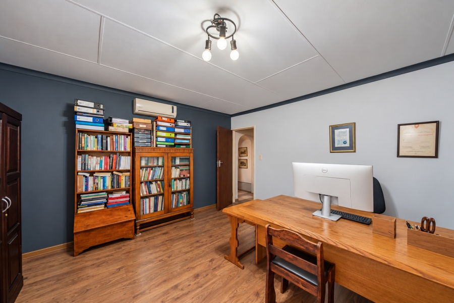 4 Bedroom Property for Sale in Pretorius Park Gauteng