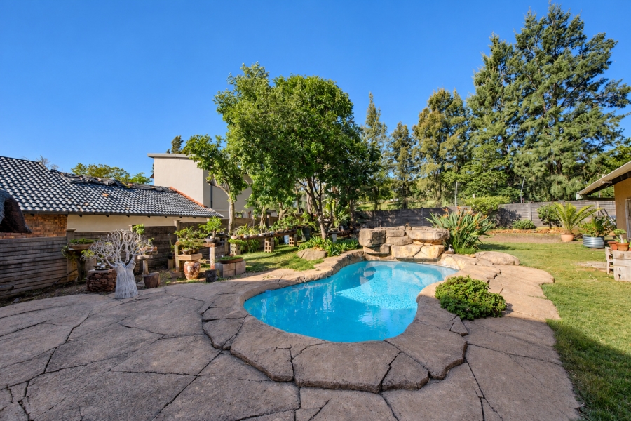 4 Bedroom Property for Sale in Pretorius Park Gauteng