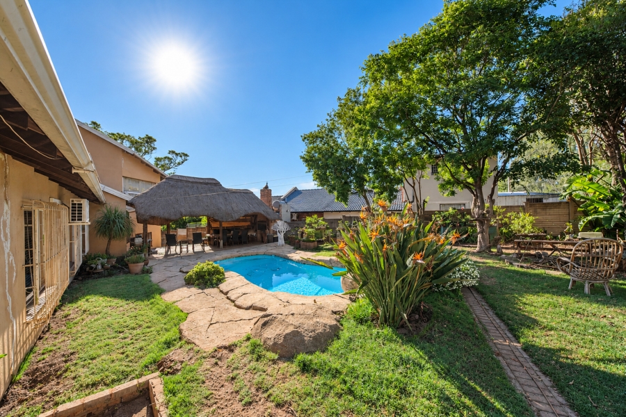 4 Bedroom Property for Sale in Pretorius Park Gauteng