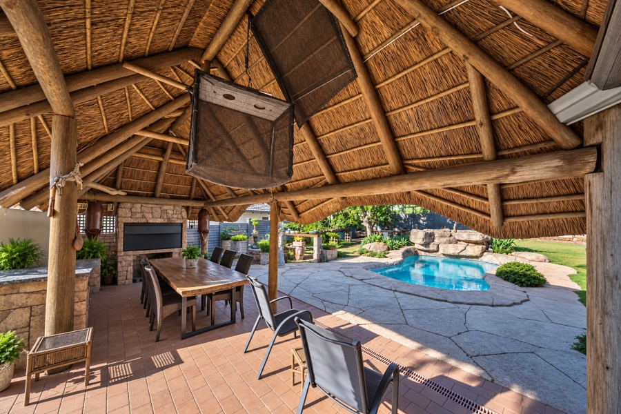 4 Bedroom Property for Sale in Pretorius Park Gauteng