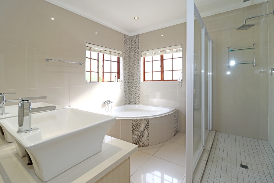 3 Bedroom Property for Sale in Kyalami Gauteng