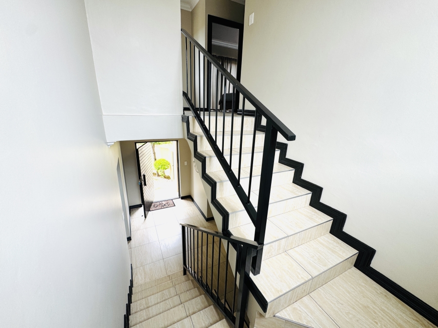 3 Bedroom Property for Sale in Thatchfield Hills Gauteng