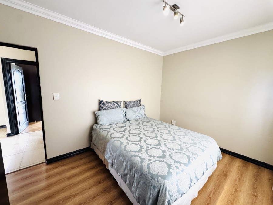 3 Bedroom Property for Sale in Thatchfield Hills Gauteng