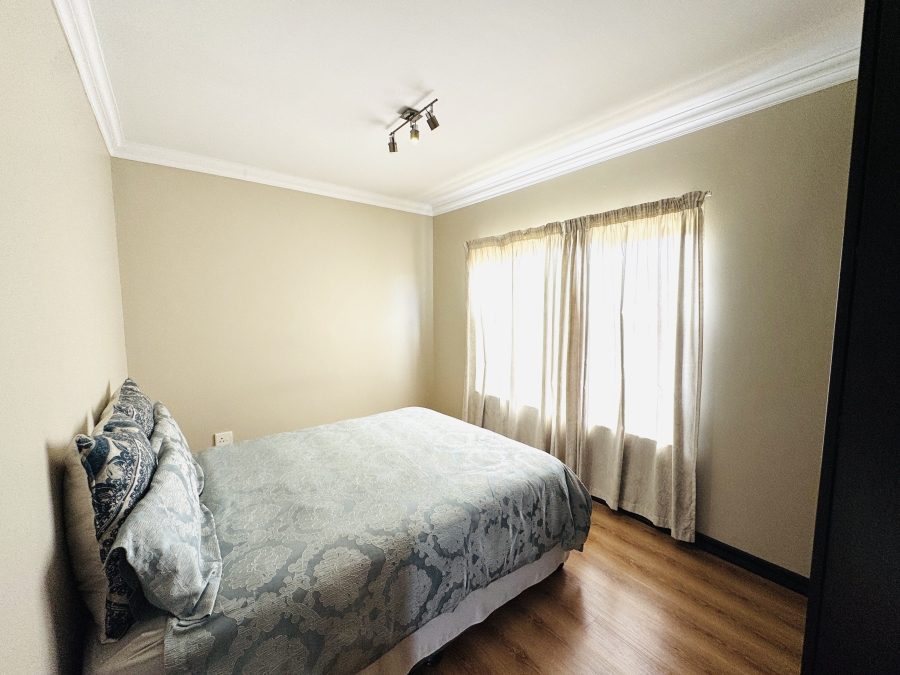 3 Bedroom Property for Sale in Thatchfield Hills Gauteng